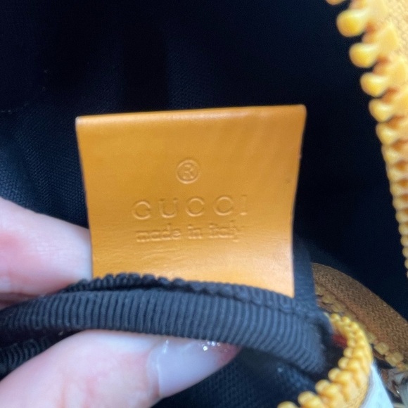 Gucci Tote - Picture 11 of 14